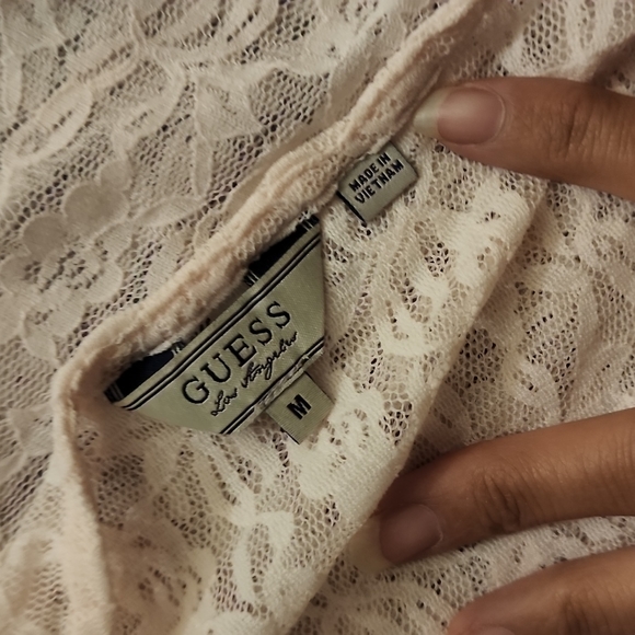 Guess light pink lace tank - Picture 4 of 4